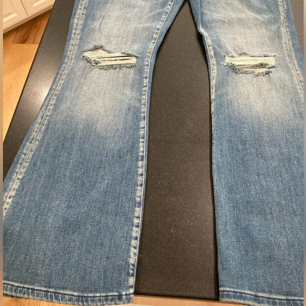New nwt Pilcro Icon Anthropologie High Rise Distressed Blue Jeans - Picture 3 of 16